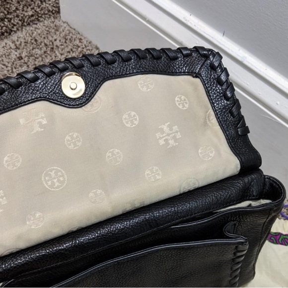 Tory burch Marion saddle bag w/ dust bag - Picture 5 of 7
